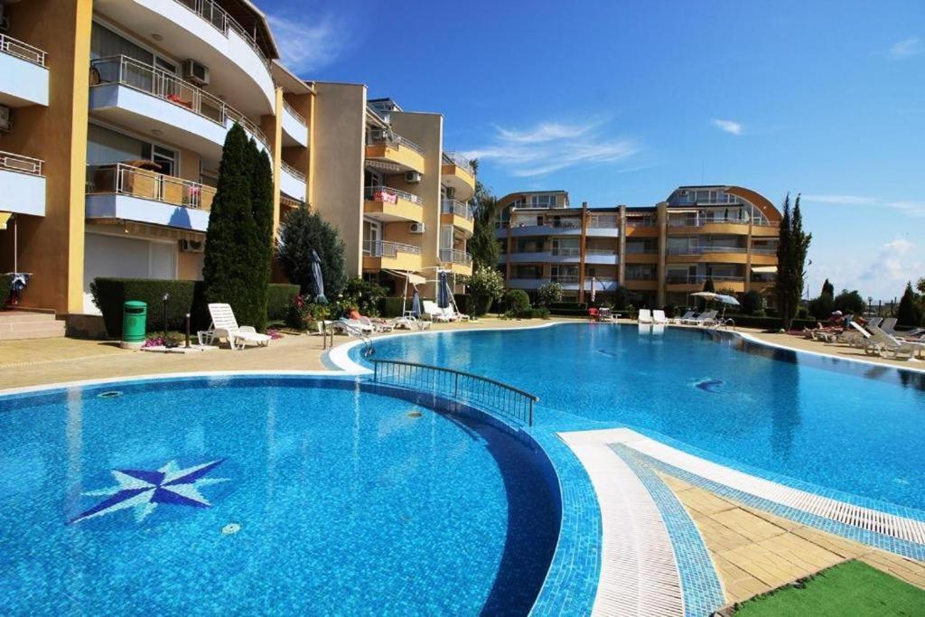 Allia Apartments 拉夫达 外观 照片