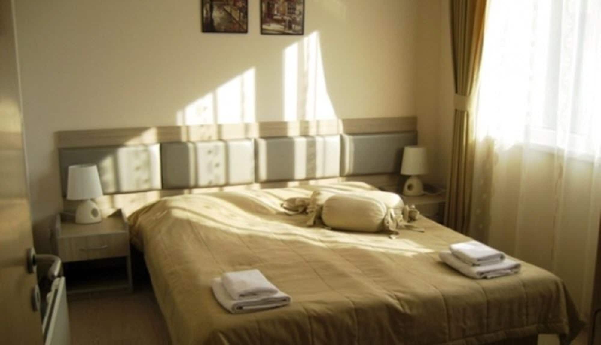 Allia Apartments 拉夫达 外观 照片
